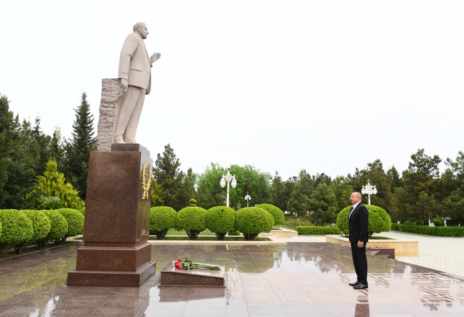 Prezident İlham Əliyev Hacıqabul rayonuna səfərə gəlib VİDEO
