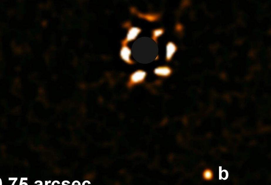 Astronomlar gözlənilməyən yerdə nəhəng ekzoplanet aşkar ediblər