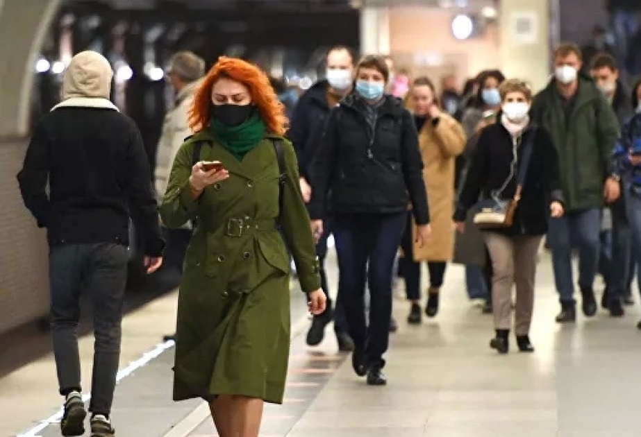 Moskva meri şəhərdə koronavirus ilə bağlı vəziyyətin pisləşdiyini bildirib