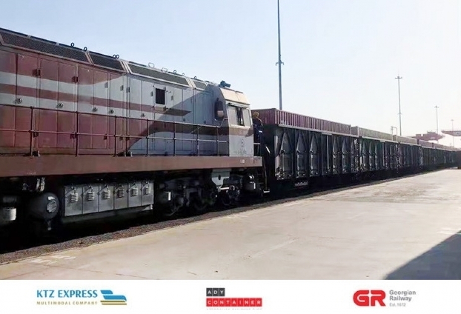 Second container block train from Qingdao in direction of China-Azerbaijan arrives in Baku