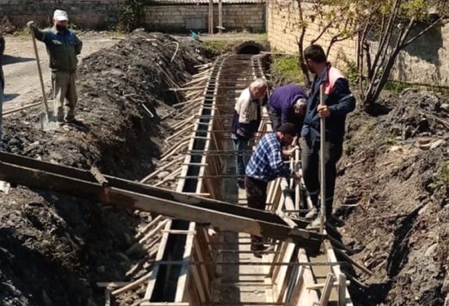 Bu il Qaxda 2,2 kilometr uzunluğunda dəmir-beton suvarma kanalları çəkiləcək