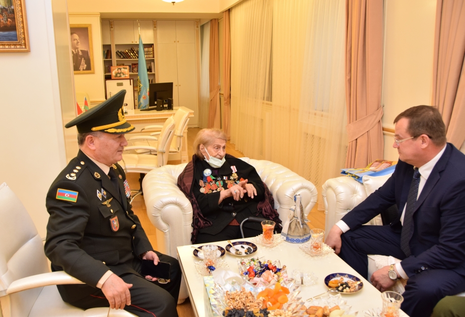 Brest və Minsk şəhərlərinin faşist işğalından azad edilməsində azərbaycanlılar yaxından iştirak edib