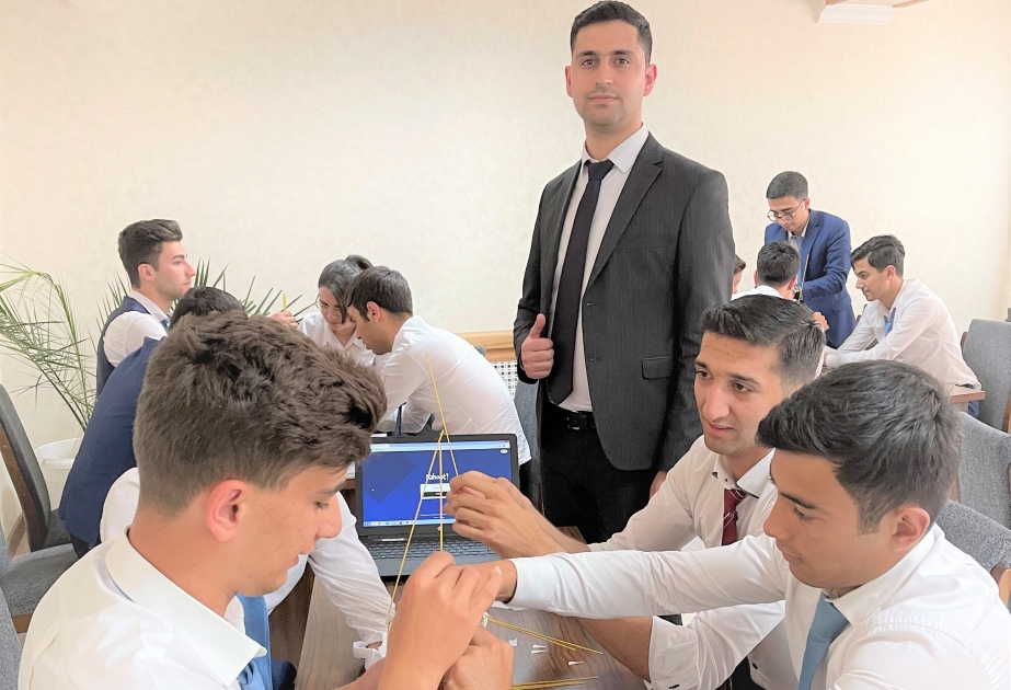 “Sahibkarlıqda maliyyə hədəfləri” adlı interaktiv layihədə 6 komanda iştirak edib