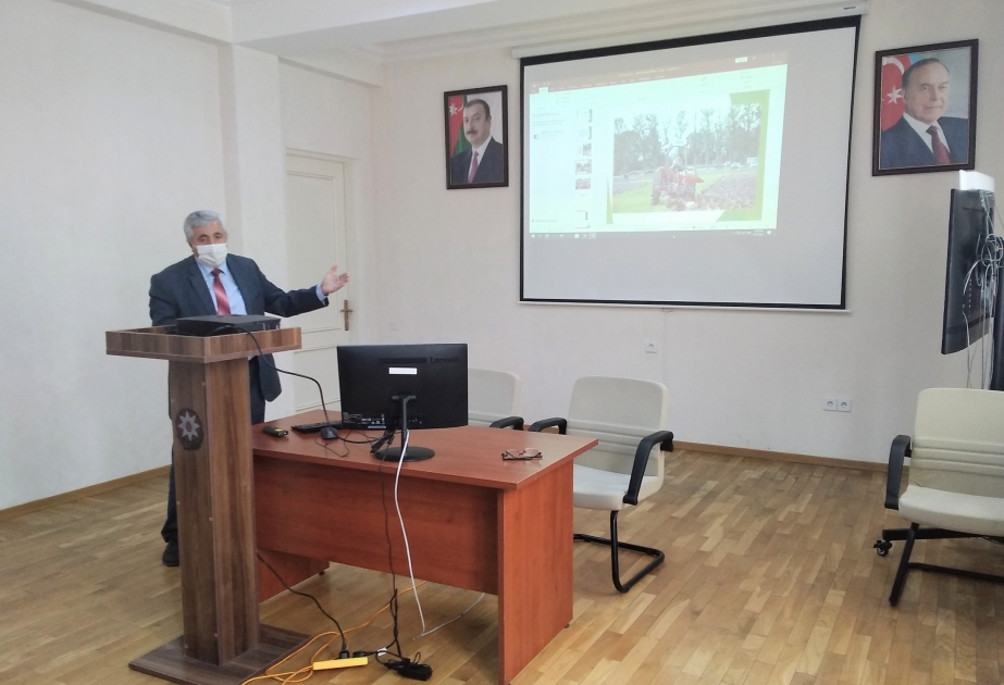 Şəki Regional Aqrar Elm və İnnovasiya Mərkəzi fermerlər üçün iqlim dəyişiklikləri ilə bağlı seminar təşkil edib