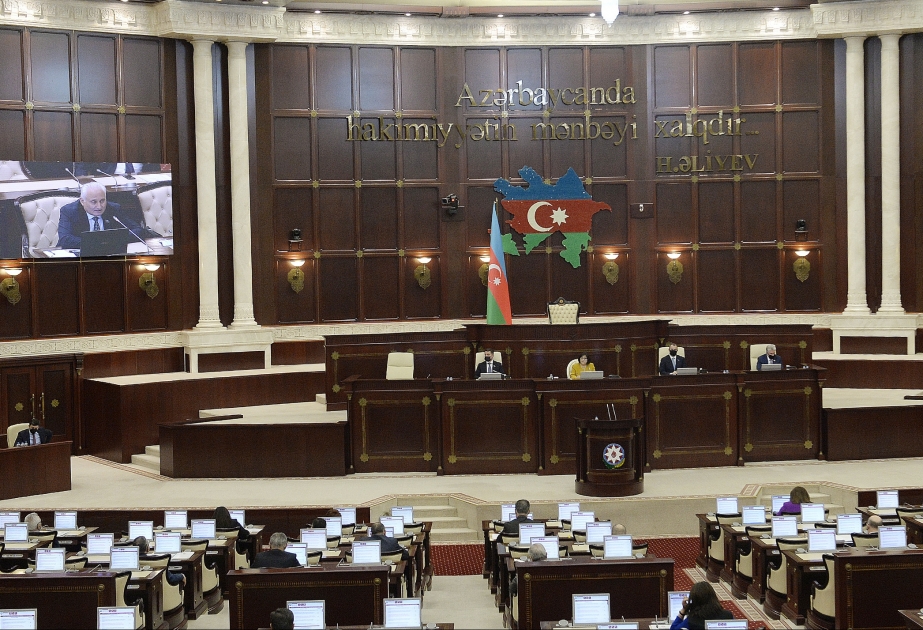 Milli Məclisdə İnsan alverinə qarşı mübarizə üzrə Milli Koordinatorun illik hesabatı təsdiqlənib