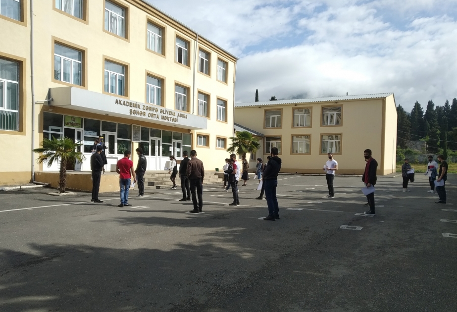 Balakəndə buraxılış imtahanları üç mərkəzdə aparılıb