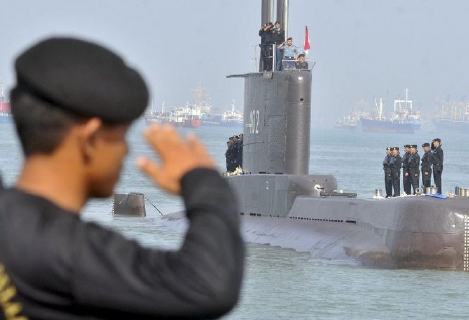 La marina de Indonesia declara hundido un submarino perdido, los 53 que iban a bordo han muerto