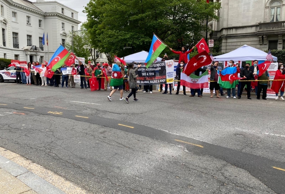 Las comunidades turco-azerbaiyanas protestan en Washington