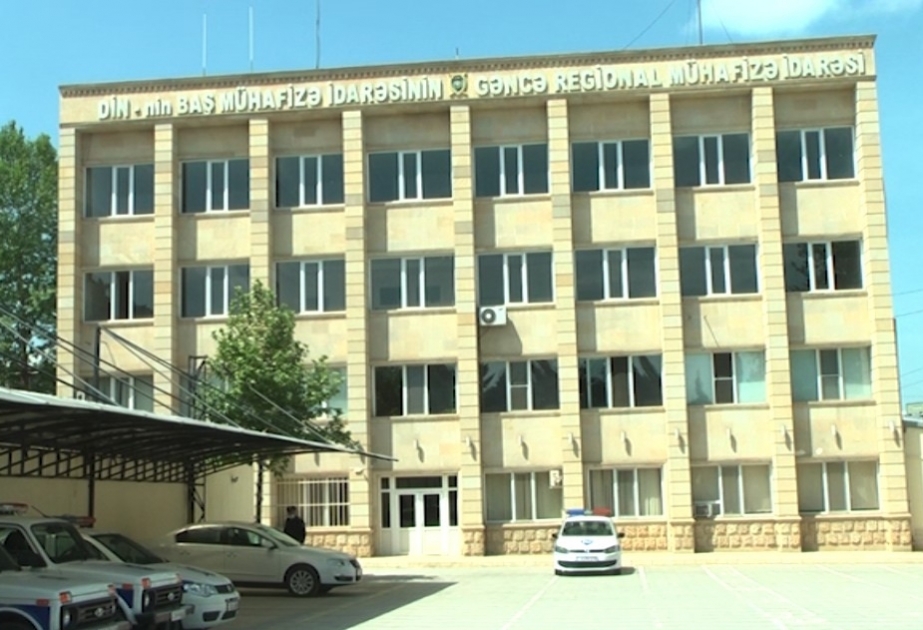 Gəncədən mağazadan oğurluq etmək istəyən şəxslər saxlanılıblar