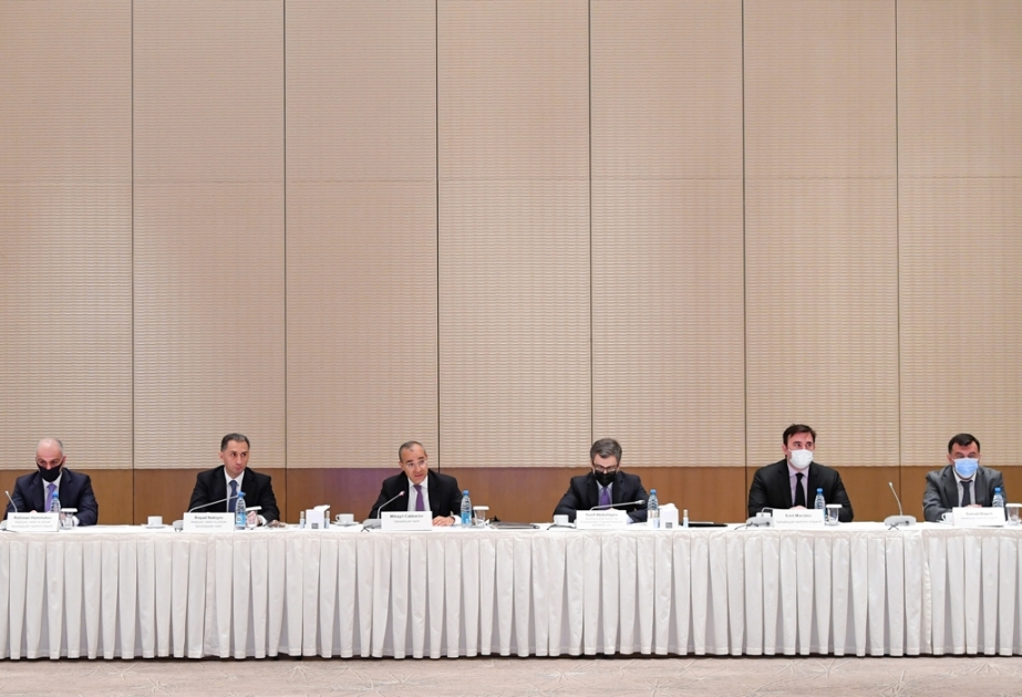 Beynəlxalq avtodaşımalarda iştirak edən yerli şirkətlərin nümayəndələri ilə müzakirələr aparılıb