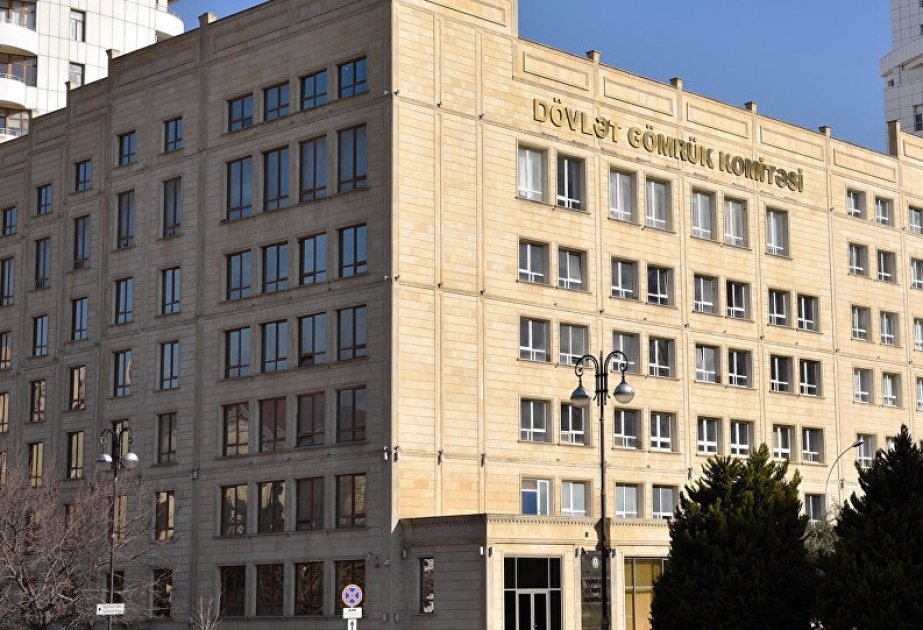 Gömrükçülər yük avtomobillərində 4400 ədəd siqaret aşkarlayıblar