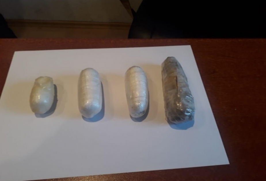 Suraxanı rayon sakinlərindən ümumilikdə 2 kiloqramdan artıq narkotik vasitələr aşkarlanaraq götürülüb