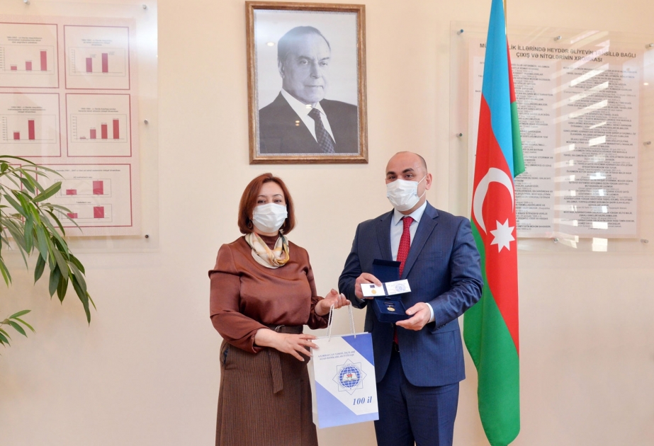 Bakı Şəhəri üzrə Təhsil İdarəsinin əməkdaşları təltif olunub