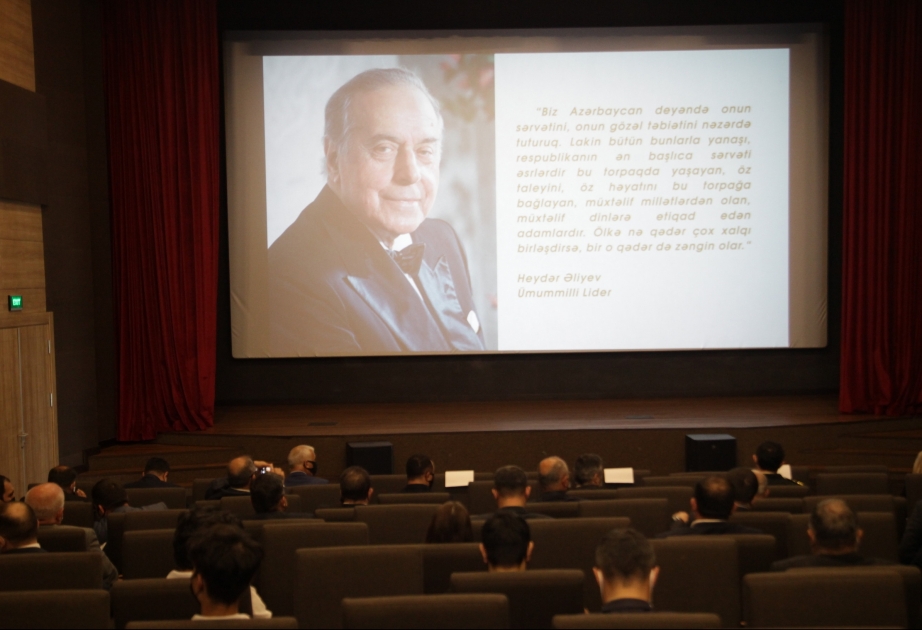 Xəzər rayonunda “Dəmir yumruq” sənədli filmi nümayiş olunub
