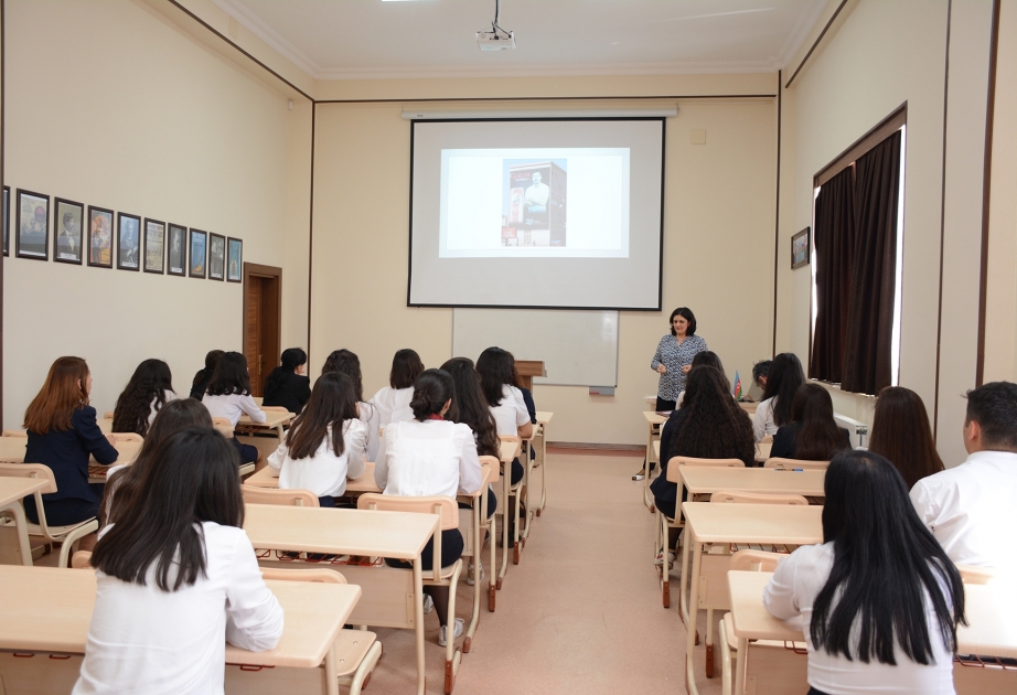 ADA Universitetinin müəllimi NDU-nun tələbələri üçün seminar keçib