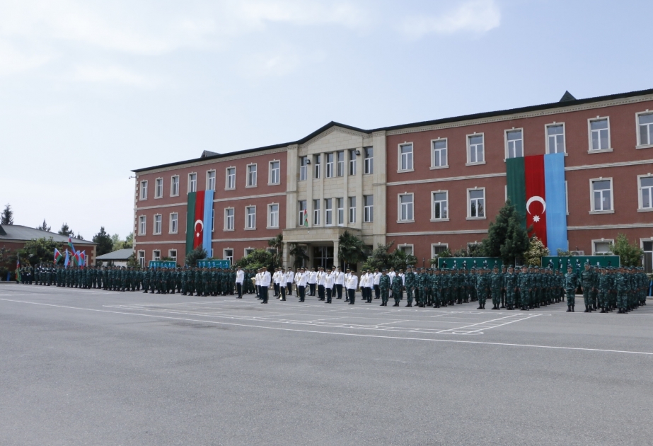 DSX-nin hərbi hissələrində müddətli həqiqi hərbi xidmət müddəti başa çatmış hərbi qulluqçularının tərxis edilməsi ilə bağlı tədbirlər keçirilib VİDEO