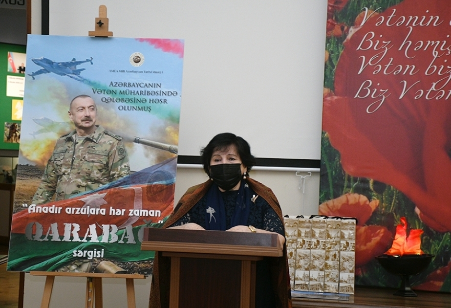 Una exposición fotográfica titulada "El terrorismo de Armenia a través del objetivo de los fotógrafos azerbaiyanos" se inauguró en el Museo Nacional de Historia de Azerbaiyán