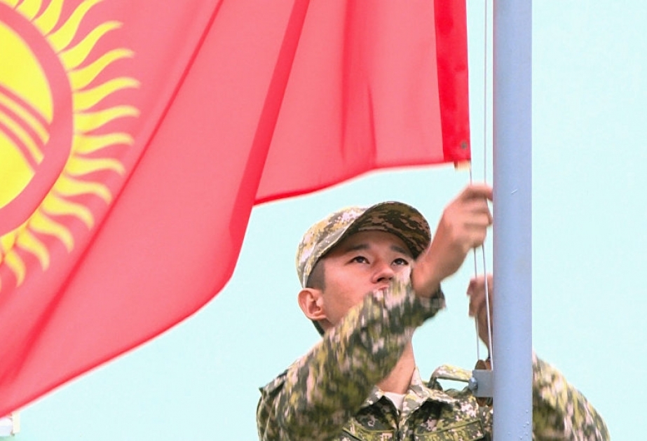 Qırğızıstan Prezidenti mayın 1-2-ni milli matəm günü elan edib