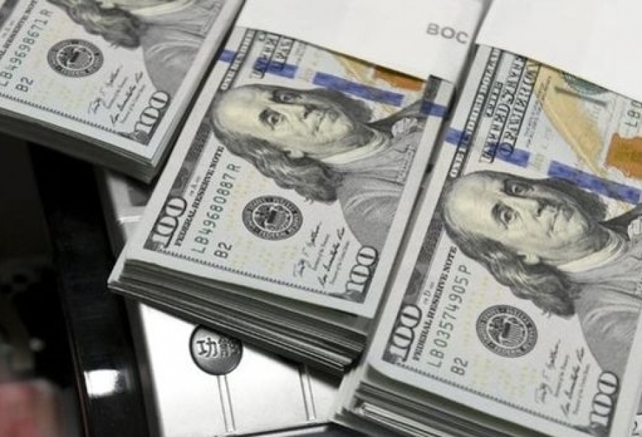 Нефтяной фонд в апреле продал на валютных аукционах 509,9 млн долларов