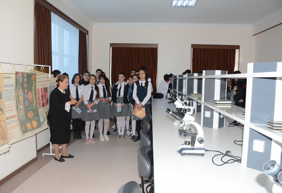 Şagirdlər Naxçıvan Dövlət Universiteti ilə tanış olublar