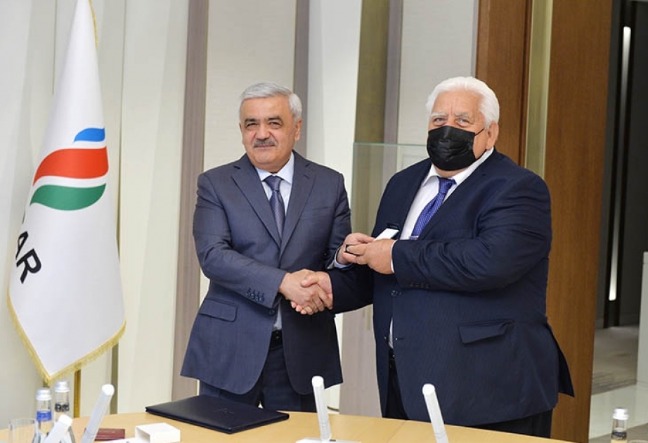 Qocaman neftçi “Fəxri neftçi” döş nişanı ilə təltif edilib