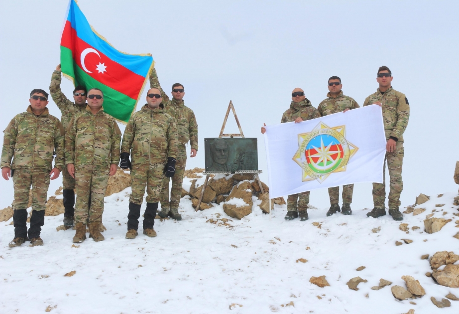 Dövlət Təhlükəsizliyi Xidmətinin əməkdaşları “Heydər zirvəsi”nə yürüş təşkil ediblər