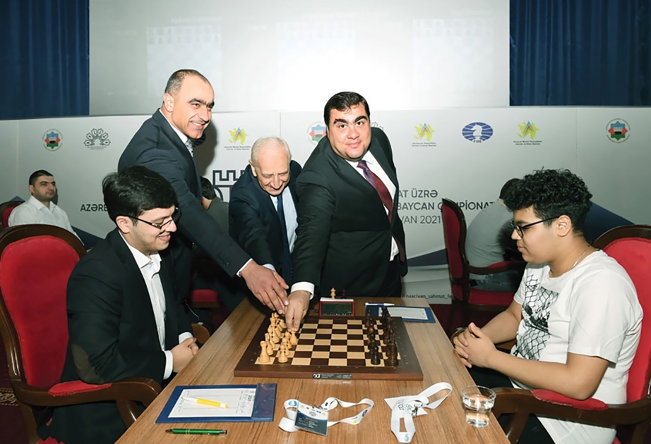 Şahmat üzrə Azərbaycan çempionatında ilk gedişlər edilib