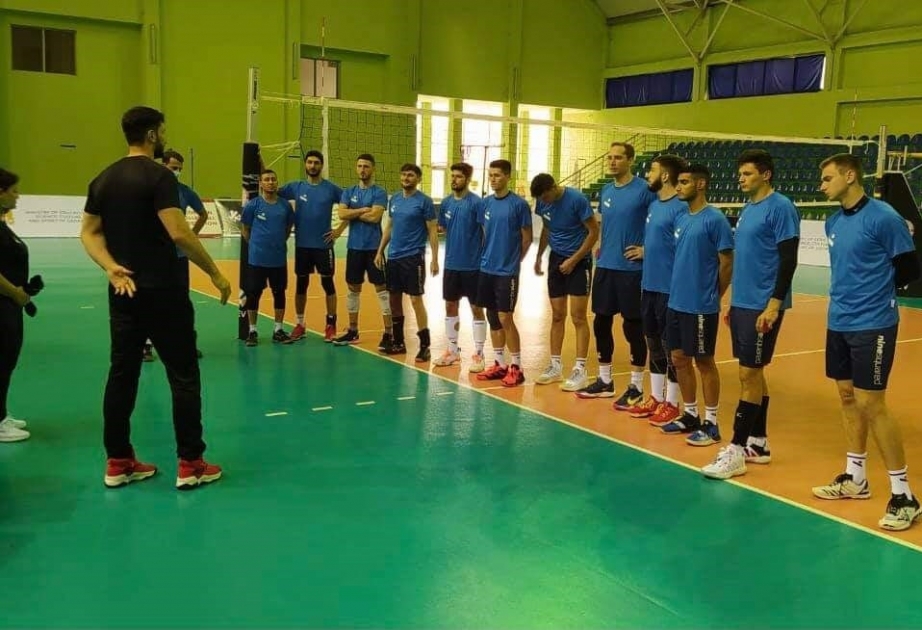 Kişi voleybolçulardan ibarət Azərbaycan millisi Gürcüstanda ilk məşqinə çıxıb