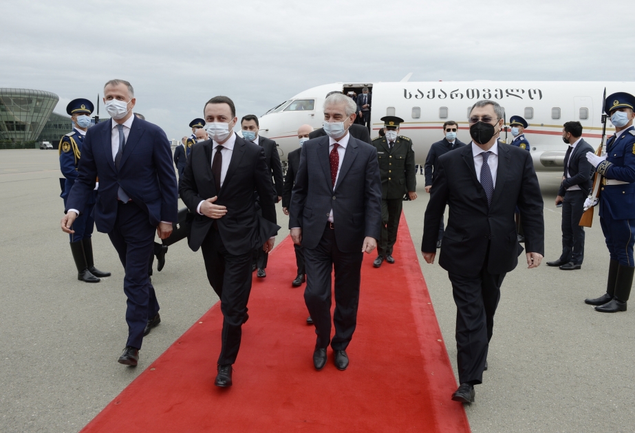 Georgiens Premierminister Irakli Garibashvili zu Besuch in Aserbaidschan eingetroffen