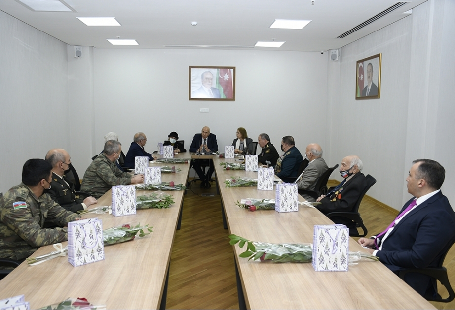 YAP Veteranlar Şurasının üzvləri ilə Müharibə, Əmək və Silahlı Qüvvələr Veteranları Şurasının nümayəndələrinin görüşü keçirilib