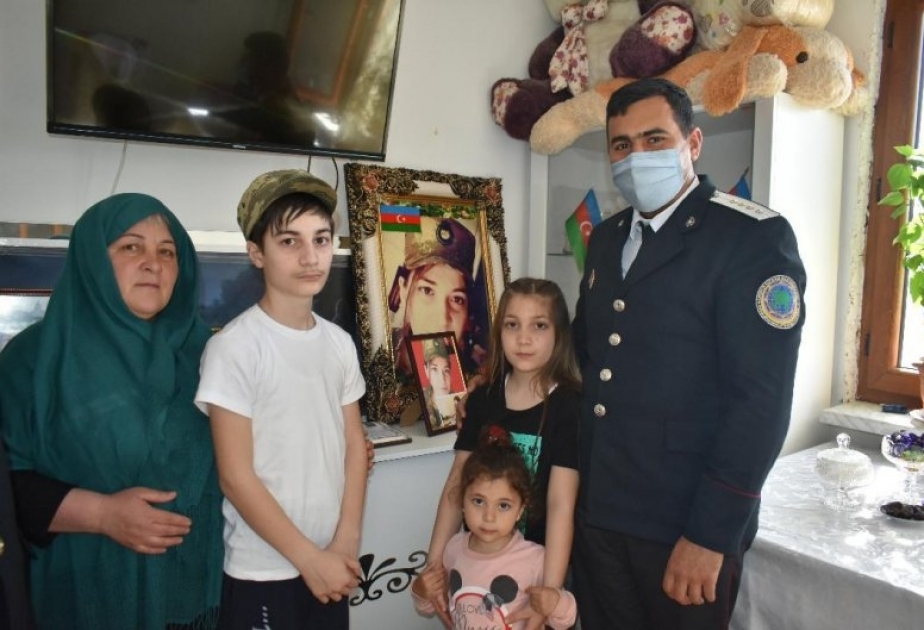 Dövlət Miqrasiya Xidmətinin əməkdaşları şəhid ailəsini ziyarət ediblər