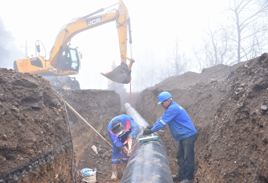 С целью улучшения водоснабжения Шуши началось строительство магистрального водопровода
