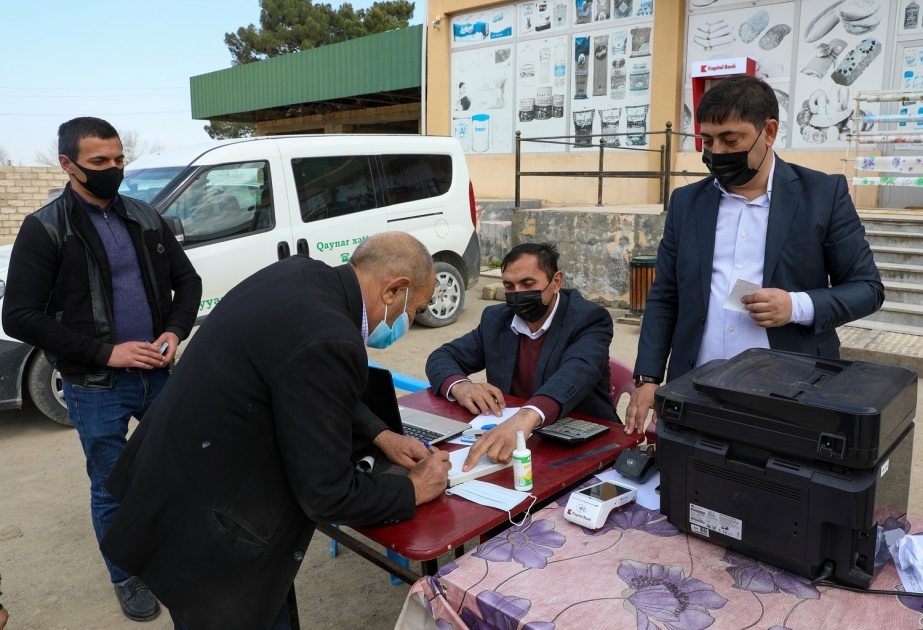Payızlıq əkinlər üçün gübrələrin səyyar satışından 8 minə yaxın fermer yararlanıb