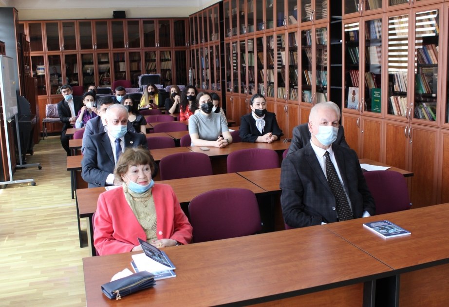 Şərqşünaslıq İnstitutunda Ulu Öndərin anadan olmasının 98-ci ildönümü qeyd edilib