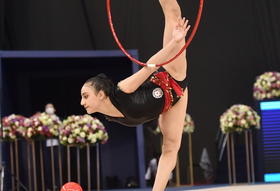 Gimnastımız Zöhrə Ağamirova dünya kubokunda halqa ilə çıxışını təqdim edib