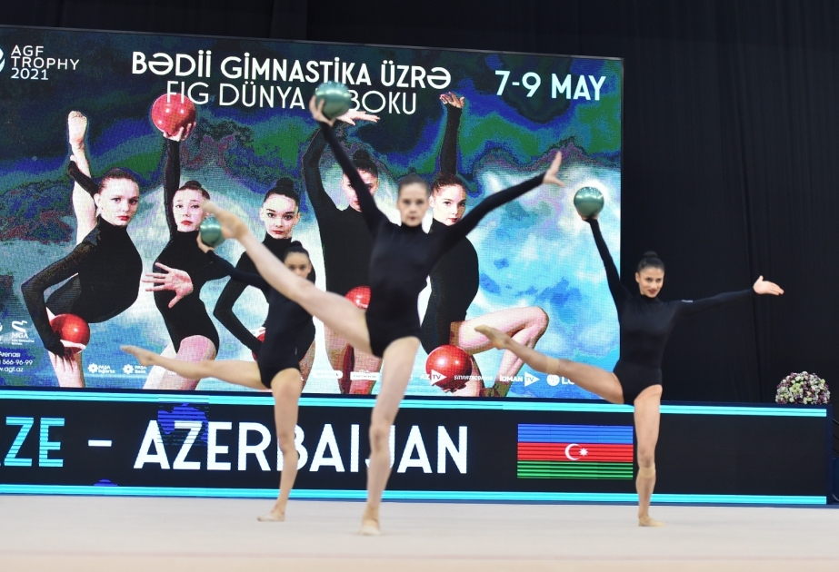 Qrup hərəkətləri komandaları dünya kuboku yarışlarında mübarizəyə qoşulublar