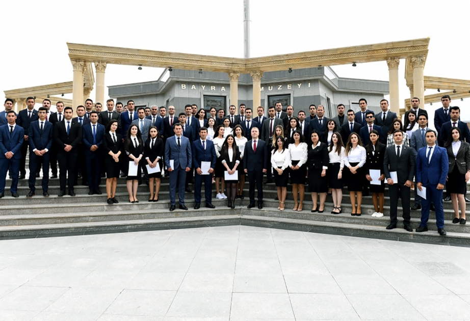 Naxçıvanda dövlət qulluqçularının andiçmə mərasimi olub