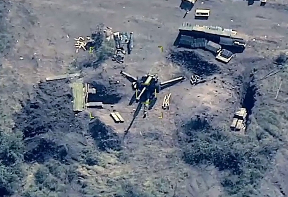 Verteidigungsministerium: Videoaufnahmen zeigen, wie Luftwaffe feindliche Ziele während des zweiten Karabach-Krieges zerstört hat VIDEO