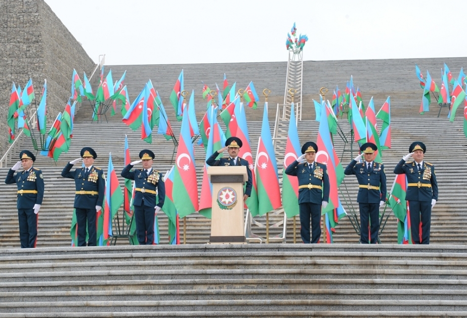 Dövlət Sərhəd Xidməti Akademiyasının 10-cu buraxılışı münasibətilə təntənəli mərasim keçirilib VİDEO