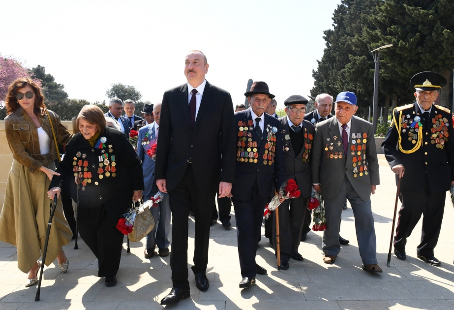 Prezident İlham Əliyevin Sərəncamı ilə İkinci Dünya müharibəsi iştirakçıları və sənəddə nəzərdə tutulan digər kateqoriyadan olan şəxslərə birdəfəlik maddi yardım ödənilib