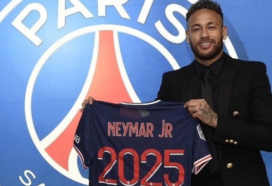 Neymar “Paris Sen-Jermen” klubu ilə yeni müqavilə imzalayıb