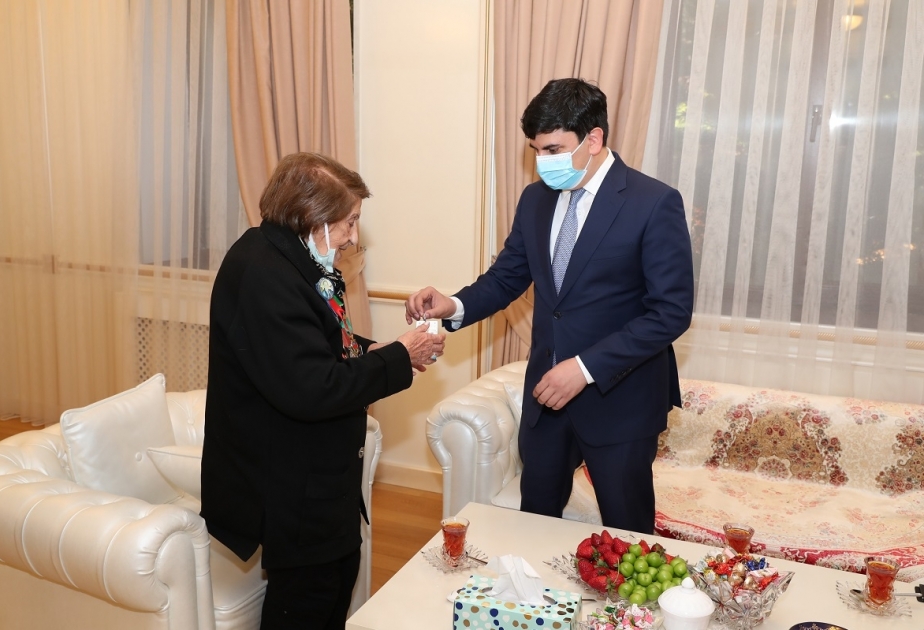 Müharibə, Əmək və Silahlı Qüvvələr Veteranları Təşkilatına avtomobil hədiyyə edilib