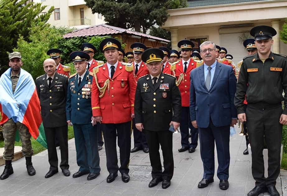 Respublika Veteranlar Təşkilatında 9 May - Qələbə Günü münasibətilə hərbi orkestrin iştirakı ilə təntənəli tədbir keçirilib