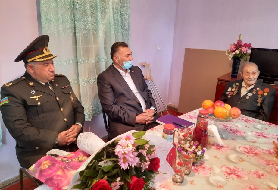 Bərdədə İkinci Dünya müharibəsi veteranı Mirzə Məmmədovla görüş keçirilib