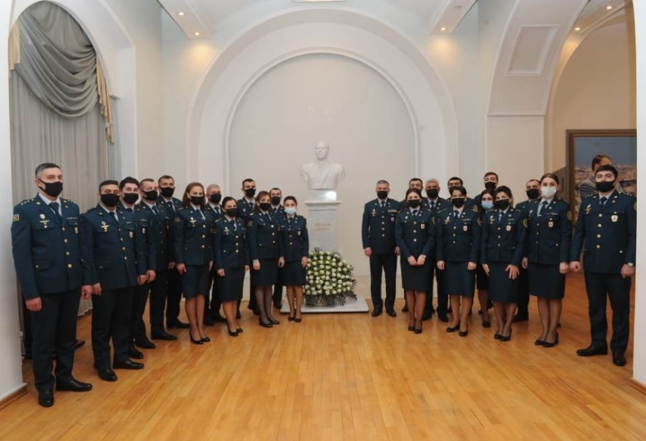 DSX-nin bütün hərbi hissə və bölmələrində Ümummilli Liderin anadan olmasının 98-ci ildönümü qeyd olunub
