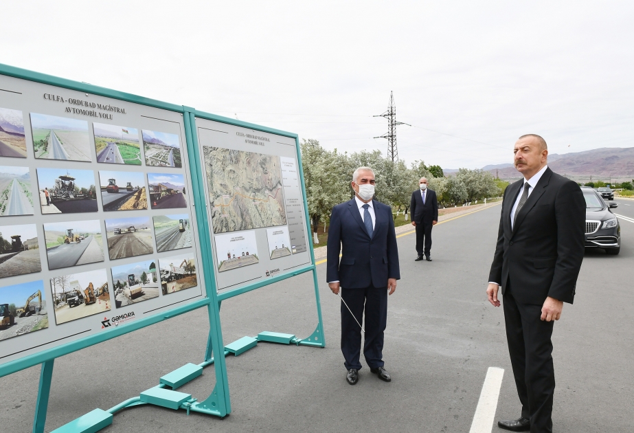 Präsident Ilham Aliyev weiht Automobilstraße Julfa-Ordubad ein VIDEO