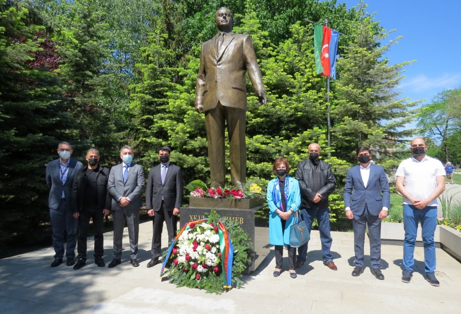 Serbiyada Ulu Öndərin anadan olmasının 98-ci ildönümü qeyd olunub