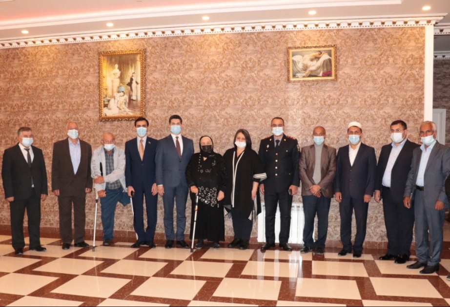 Naftalan şəhərində şəhid ailələrinin üzvləri və qazilər üçün iftar süfrəsi açılıb