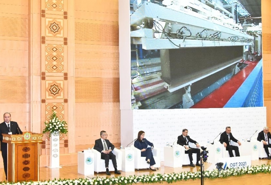 Rövnəq Abdullayev: Türkmənistan və SOCAR əməkdaşlığı inkişaf etdirmək üçün böyük potensiala malikdirlər