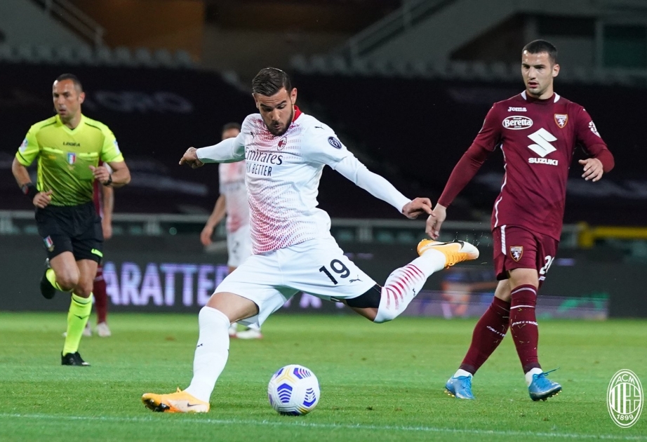 İtaliya A Seriyası: “Milan” səfərdə “Torino” klubunu darmadağın edib